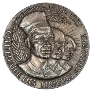 France médaille Centenaire des Troupes Africaines 1957 TSCHVDIN SCVL.R argent - Picture 1 of 3