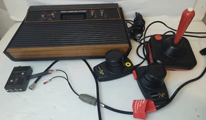 Atari CX2600A Video Computer System Console With Controllers - Picture 1 of 11