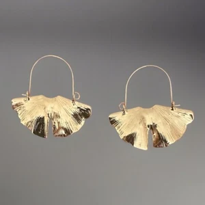 Anthropologie Ginko Leaf Earrings Boho Style Dangle Gold Drop Ethnic Flower - Picture 1 of 2
