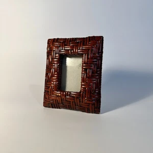 Vintage Pier 1 Imports 2.5x3.5” Wicker Woven Wood Photo Picture Frame Ornate 3D - Picture 1 of 10