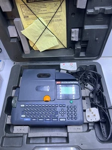 Max LM-370A Letatwin Elektronisches Beschriftungsgerät - Bild 1 von 13