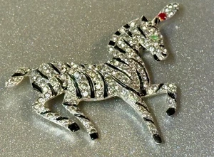 Broche Cebra Circo Vintage Años 40 Poni Figura Caballo Pin Estrás Esmalte CJ-M-5 - Imagen 1 de 2