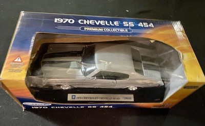 Vin 1:18 Welly - Chevrolet Chevelle SS 454 1970 gris con rayas negras nuevo en caja Foto 1 de 4