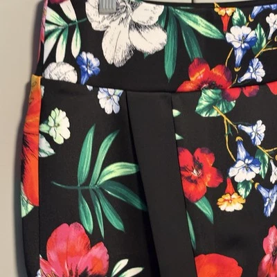 Lápiz ceñido al cuerpo negro grande Thalia Sodi para mujer nuevo con etiquetas Foto 1 de 4