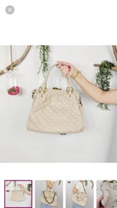 MARC JACOBS BEIGE LEATHER GOLD HARDWARE STAM PURSE - Picture 1 of 12