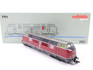 Märklin H0 3682 Diesellok rot-grau BR 221 107-6 DB / Digital NEM - Bild 1 von 8