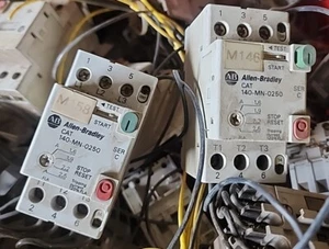 Lot 2 Allen Bradley 140-MN-0250 ser c Used - Picture 1 of 4