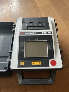 Megger BM11D 5KV Insulation Resistance Tester - Picture 1 of 4