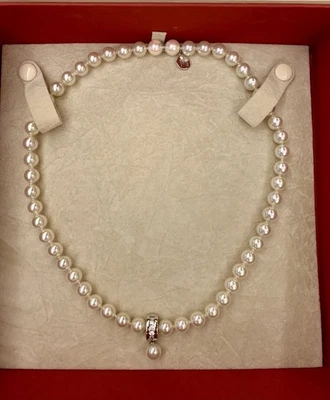 Stunning Majorica Pearls 17” Necklace With Sterling Silver Accent Original Box - Image 1 of 4