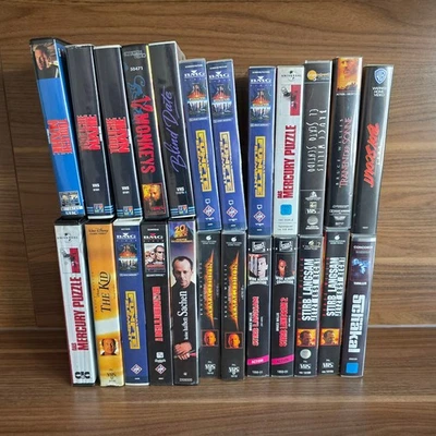 24x BRUCE WILLIS Filme Movies VHS Video Kassette Konvolut Set Sammlung Rarität - Bild 1 von 4