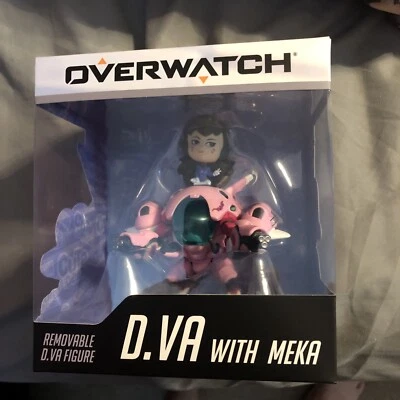 Boneco exclusivo Overwatch D.VA com MeKa Blizzard fofo mas mortal SDCC 2018 - Imagem 1 de 2