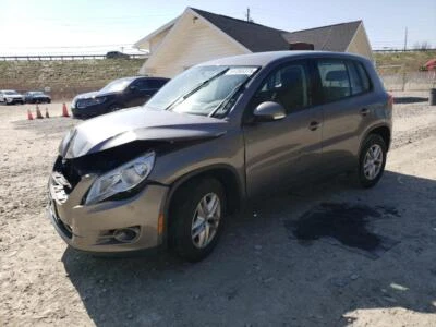 Parasol izquierdo usado se adapta a: Volkswagen Tiguan 2011 iluminado mercado estadounidense grado izquierdo Foto 1 de 4