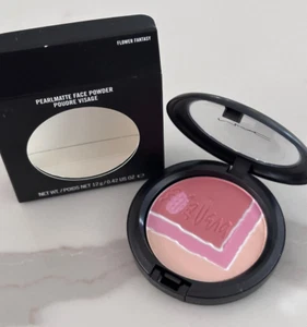 MAC Pearlmatte Face Powder FLOWER FANTASY - Picture 1 of 3