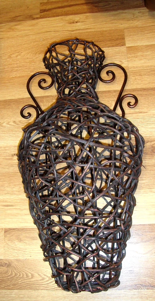 Plantador de parede grande 20,5 x 11" metal e vime tecido aberto em forma de vaso caixa decorativa - Imagem 1 de 4