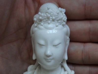 Kwan-yin 12" Antique Porcelain  DeHua White glaze Guanyin Buddha statue - Image 1 of 4