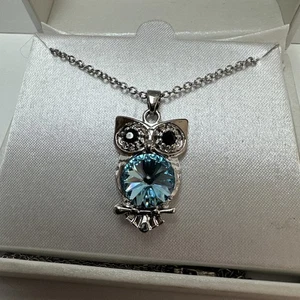 Silver Owl Pendant Necklace With Crystals New In Box 🦉 - Picture 1 of 3