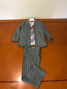 Boys Kids Retro 4 Piece Light Gray Stripped Suit, Pants, Shirt & Tie Size 5 - Picture 1 of 12