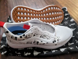 NEW Disney x Vans Official Customs Mickey Ultrarange EXO Sneakers White/Black 12 - Picture 1 of 8