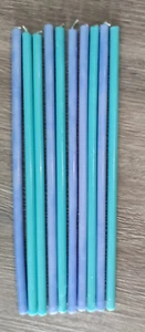 10 schlanke, lange Kerzen türkis und lavendelblau - Bild 1 von 4