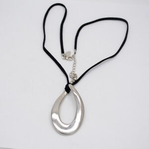 Lia sophia jewelry silver plated polished chunky pendant leather chain necklace