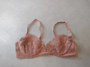 Out from Under Anthropologie Gr. 32B rosa Spitzen BH - Bild 1 von 3