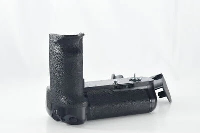 [Near MINT] Canon PB-E2 Power Drive Booster for EOS-1 1V 1N 3 From JAPAN - Image 1 of 4