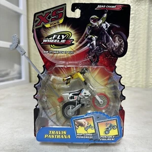 2005 Road Champs XS MXS Travis Pastrana #199 RACER STUNT MAN Rider FLY WHEELIES - Picture 1 of 6