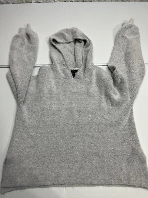 Suéter con Capucha Forever 21 Pestañas Manga Larga Gris Talla L Foto 1 de 3