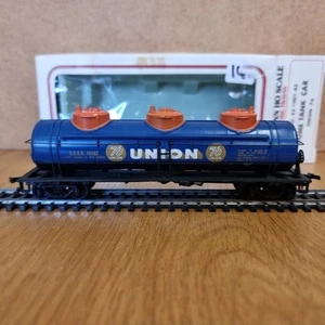 Bachmann 43-1001-A5 Dome Tank Car Union '76 HO Scale  - Picture 1 of 10