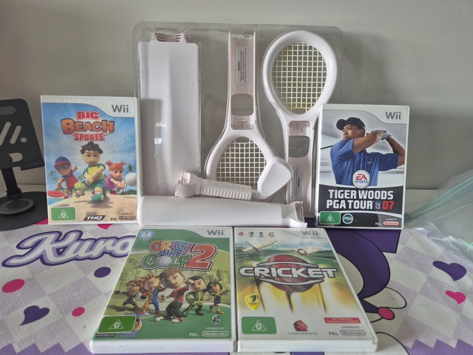 Nintendo Wii 4 Game And Accessorie Bundle - Image 1 of 4