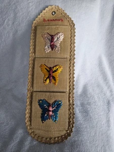 Vintage geflochten Stroh Rattan Wandhänger Versandtasche Schmetterling 18" lang 6 1/2 W Bahamas - Bild 1 von 11