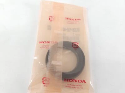 Genuine OEM Honda Acura 91206-P0Z-005 Oil Seal (35X54X8) (Nok) - Image 1 of 2
