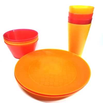 Juego de 12 cuencos y platos de melamina retro geométricos rojos anaranjados amarillos Foto 1 de 4