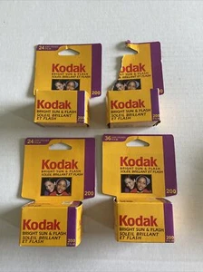 Kodak GOLD ISO 200 Color Film 35mm Roll 24 & 36 Exposure expired 09/2003 Sealed - Picture 1 of 8