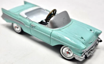 Caja de cambios coleccionables 1957 Chevy Bel Air modelo coche a pedales edición limitada ¡azul! Foto 1 de 4