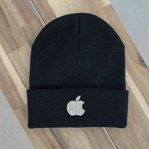 Bestickte Beanie der Apple Tech Company - Bild 1 von 3