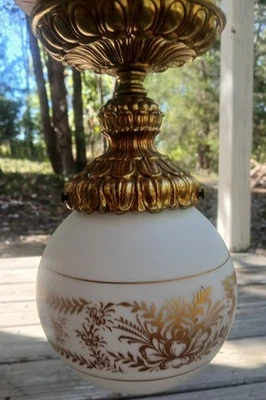 Luz de techo a ras MidCentury Hollywood vidrio blanco regular oro relieve 11 pulgadas LTS014 Foto 1 de 4