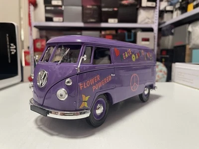 SOLIDO 1: 19 non-18 Volkswagen retro bus VW T1 1966 model purple  - Image 1 of 4