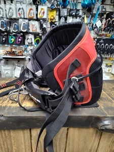 Dakine Vega 2022 Kite Surf Harness Red/Black Women’s XS D1KHAVEH - Picture 1 of 15