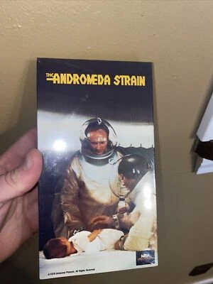 The Andromeda Strain On Vhs 1981 vintage Horror movie MCA Rainbow Logo - Image 1 of 3