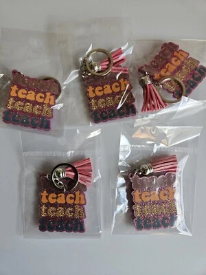 5 Teacher Keychains Christmas/Holiday Gift For Teachers Appreciation  - Изображение 1 из 4