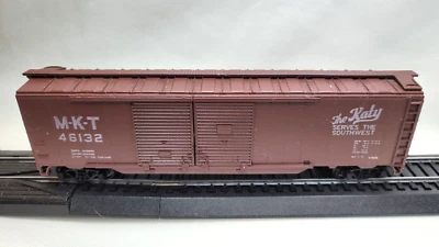HO Scale Missouri Kansas Texas MKT 46132 40’ Freight Train Box Car - Image 1 of 4