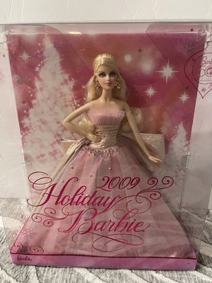 Barbie 2009 Vacaciones Barbie Muñeca N6556 Rosa Vestido Rubio 50 Aniversario  Foto 1 de 4