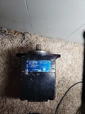 BOMBA PALETAS HIDRÁULICA PARKER DENISON T6CM B14 3R01 C1 Nueva  Foto 1 de 3