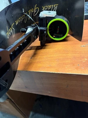 Mira de arco de 5 pines cola de milano venganza dorada negra .019" pin mano izquierda Foto 1 de 4