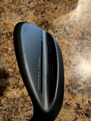 Titleist BV Vokey Jet Black SM9 58.04 T Grind Project X 6.0 Winn Bonito Foto 1 de 4