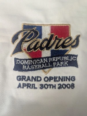 Polo del Día de Apertura de la República Dominicana 2008 de los San Diego Padres Mujer Talla Pequeña  Foto 1 de 4