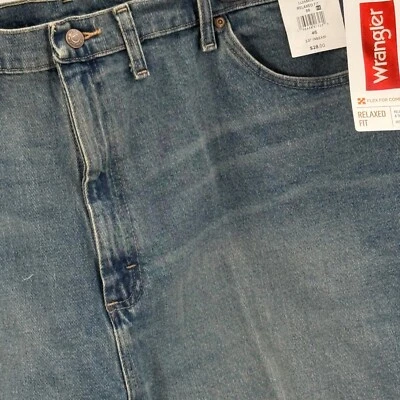 Wrangler Denim Shorts Relaxed Fit Flex Comfort Blue Jean Shorts Mens Size 46 - Image 1 of 4