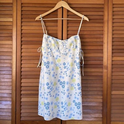 Vestido Zara Feminino Tamanho Grande Sem Mangas Estampa Floral Anos 70 Mini Y2K Laços de Gravata Novo com etiquetas - Imagem 1 de 4