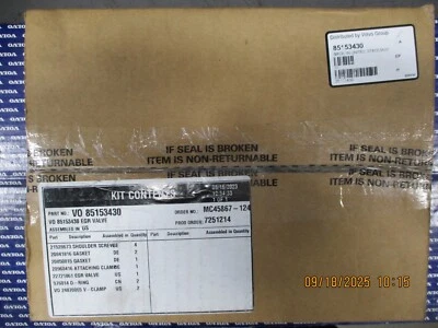 GENUINE OEM Volvo D13 EGR Valve KIT 24839272 85153430 - Image 1 of 3
